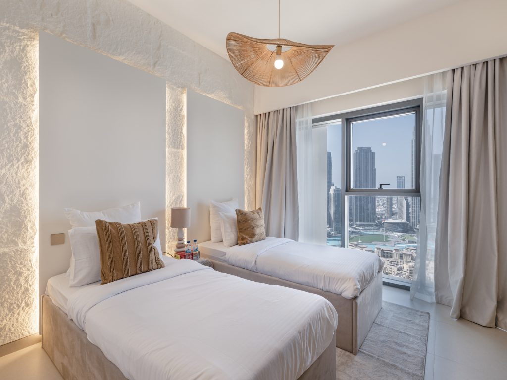 Burj_Royale_Unit_3311_-09